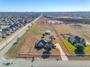 801 Creek Hollow Ln, Fort Worth, TX 76131