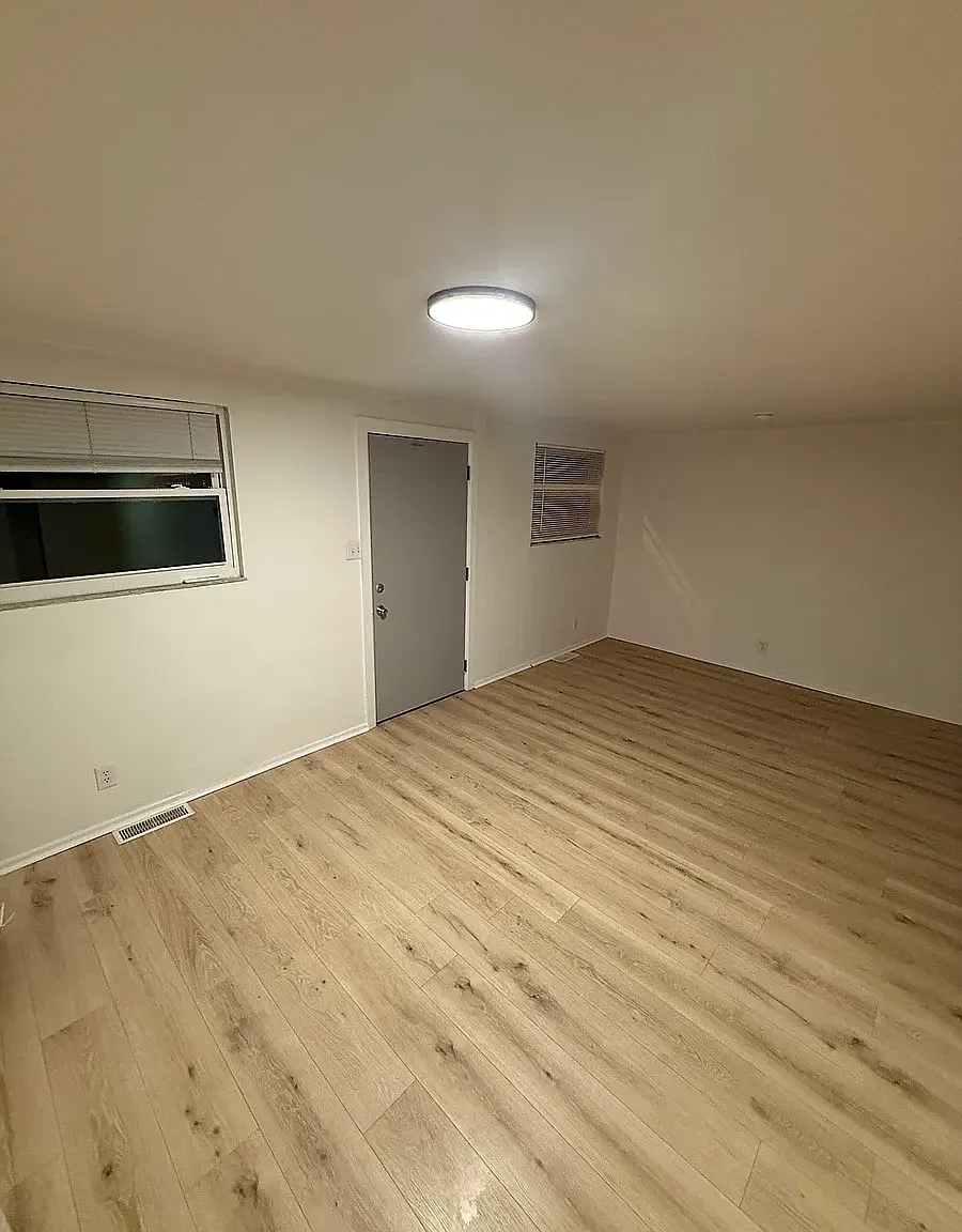 1 bed, $1,000 — Photo 3