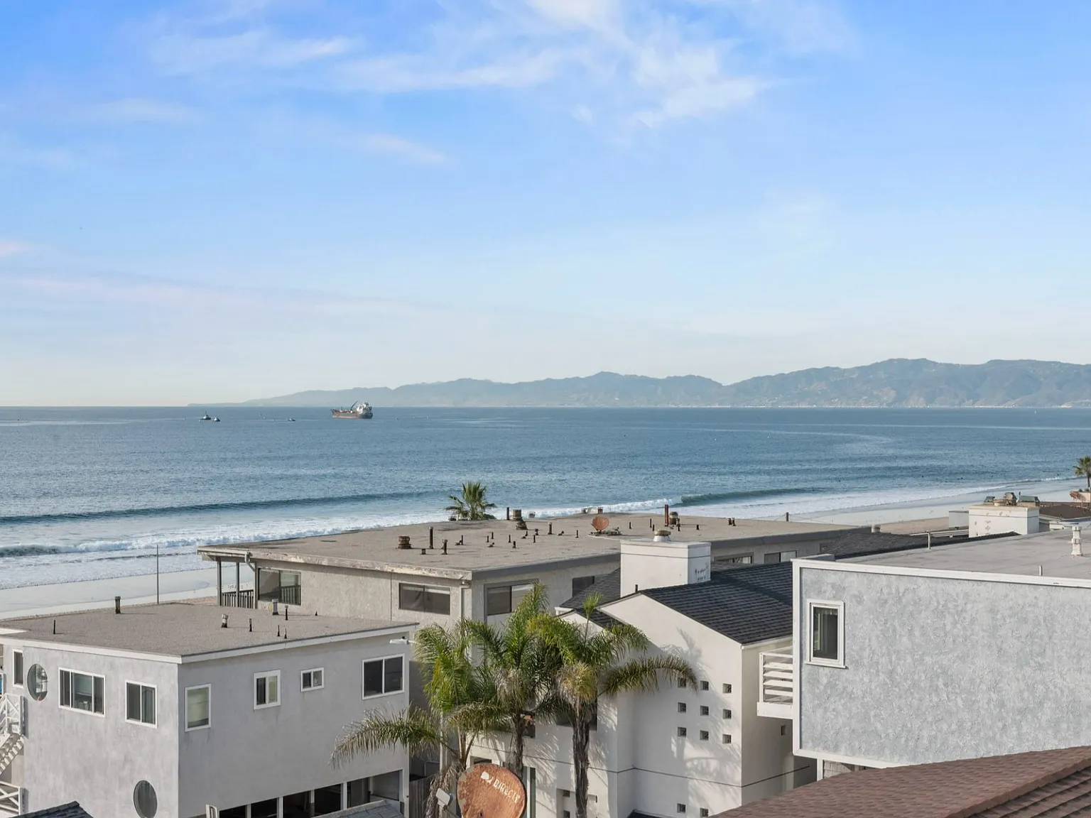 4 bed, 3.5 bath, 2650 sqft, $21,500 — Photo 4