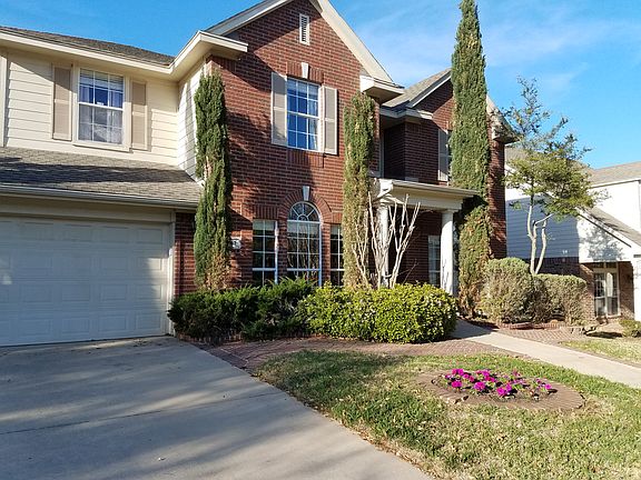 2nd image of 2912 Woodhaven Dr