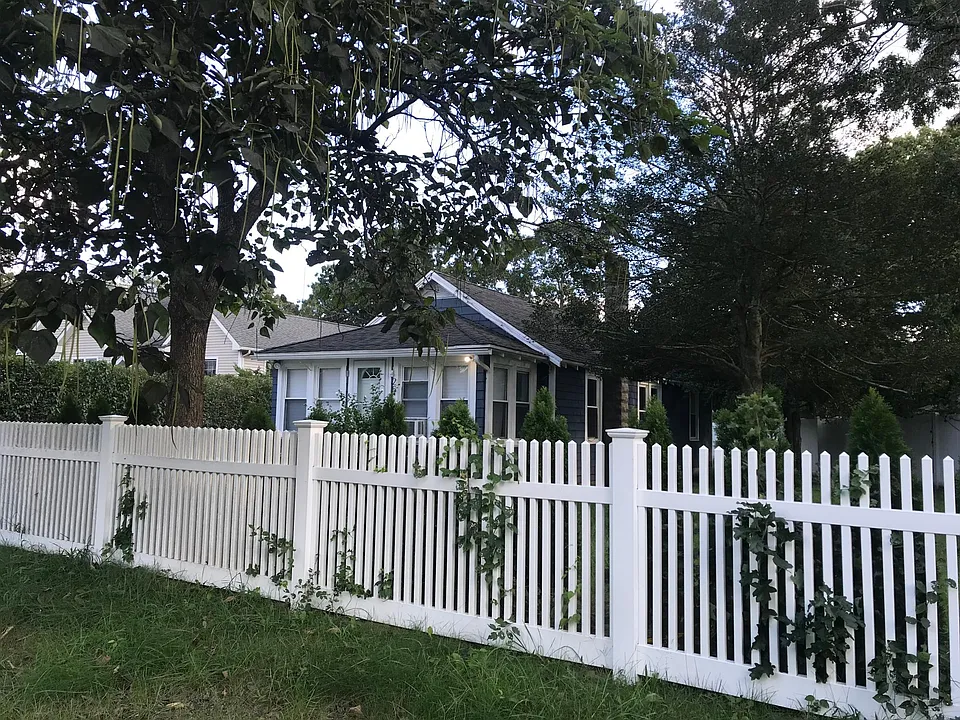 25 Pine St