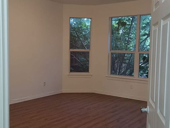 5th image of 6405 Sapphire Dr