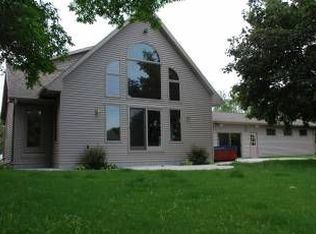 125 Washington St, Winneconne, WI 54986