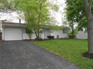 31 Newman Rd, Kendall Park, NJ 08824