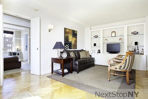 Sold by NextStopNY | media 8