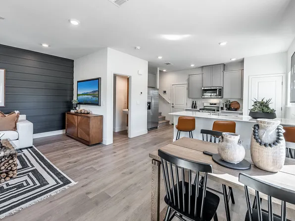 5866 Grand Row Way, Reno, NV 89523