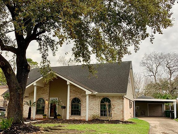 THE HOME COMES WITH AN ALLIED FOUNDATION TRANSFERABLE WARRANTY.