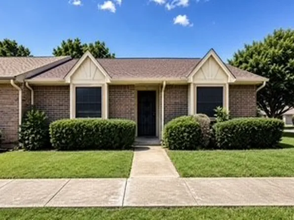 27 E Mountain Creek Ct #5, Grand Prairie, TX 75052