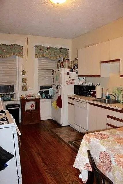 5 bed, $7,000 — Photo 2