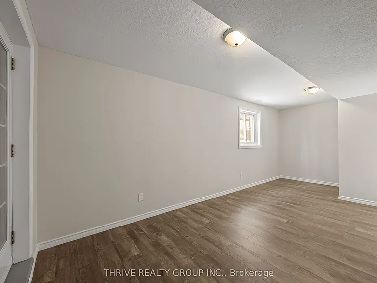 329 Thompson Rd #2 — Photo 14
