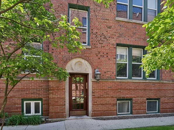 2018 N Burling St APT 301, Chicago, IL 60614