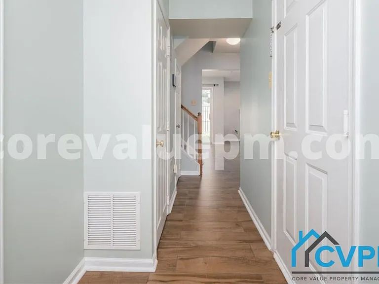 2336 Turnbridge Ct — Photo 3