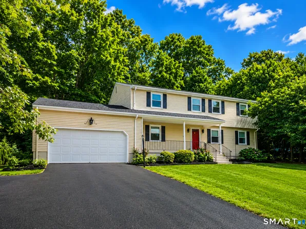 132 Hollyberry Lane, Plainville, CT 06062
