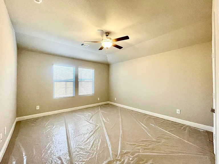 1203 Mahogany Dr — Photo 14