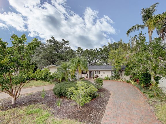 2nd image of 4053 Harbor Hills Dr