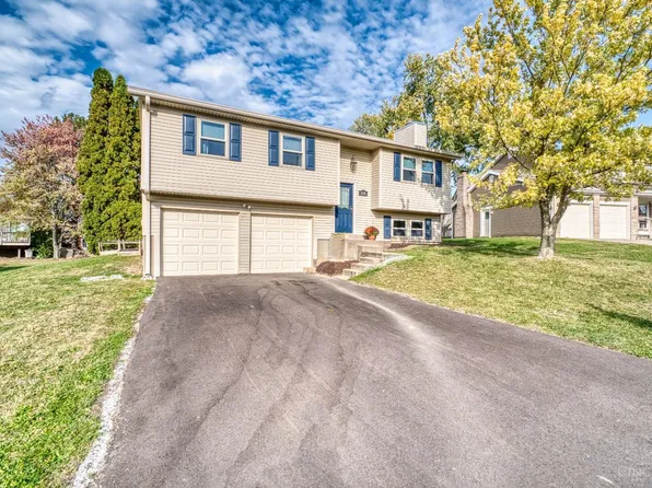 8176 Rollingwood Way, West Chester, OH 45069