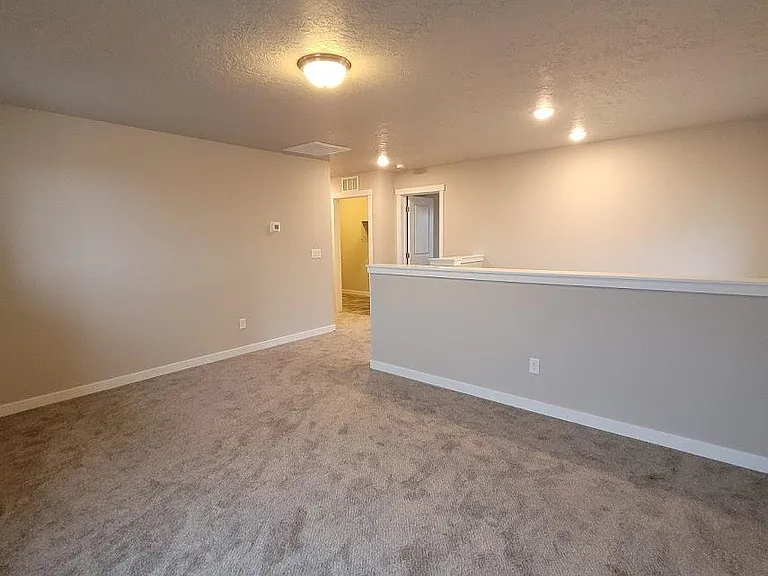 17795 Stony Ridge Ave — Photo 14
