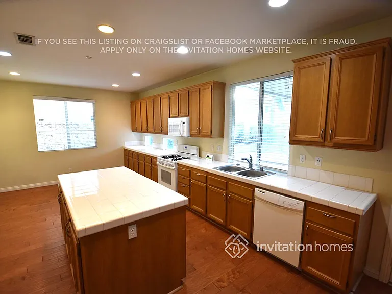 7152 Elsa Ct — Photo 6