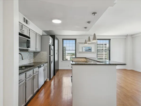 109 N Main St APT 1105, Memphis, TN 38103