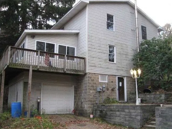 4957 S Pioneer Rd, Gibsonia, PA 15044