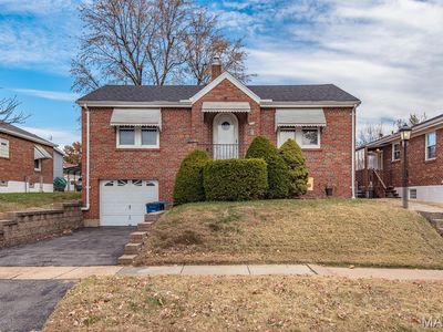 709 Karlsruhe Pl, Saint Louis, MO, 63125