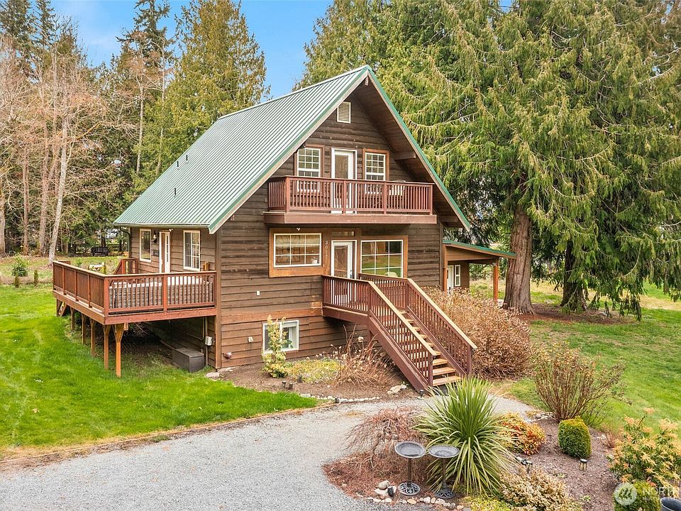 1st image of 3017 SE Camano Drive