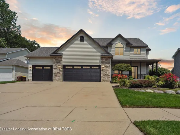 2456 Houghton Hollow Dr, Lansing, MI 48911