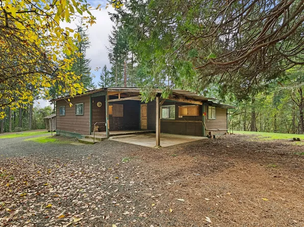 414 Callahan Rd, Roseburg, OR 97471