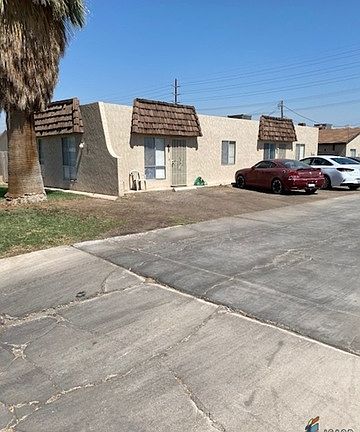 2nd image of 1224 Woodward Ave