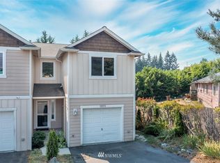 1973 Sheridan Rd, Bremerton, WA 98310