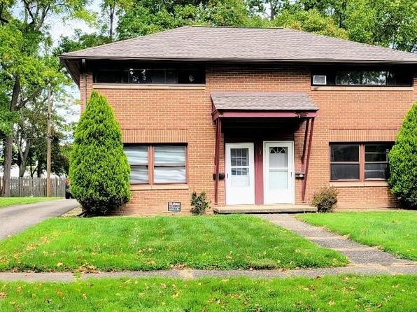 1163 Saxe Ave