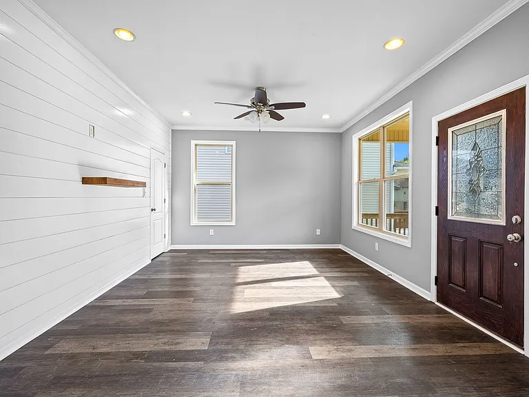 146 Wrightsburg Way — Photo 4