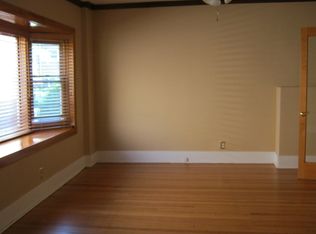 1306 W Touhy Ave, Park Ridge, IL 60068