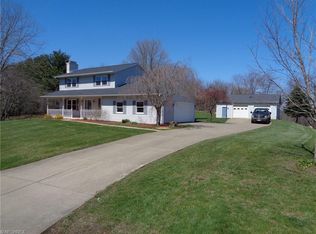 1617 Old Drum Rd NE, Bolivar, OH 44612