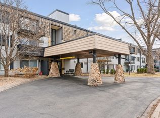 183 Little Canada Rd #201, Little Canada, MN 55117