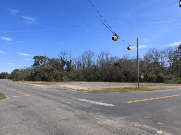 5220 Camden Hwy, Rembert, SC 29128