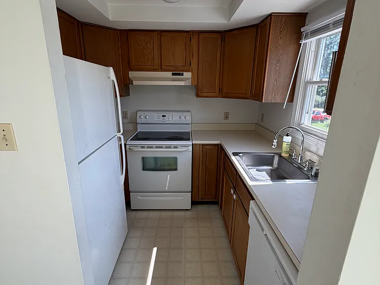 71 Church St #1 — Photo 3