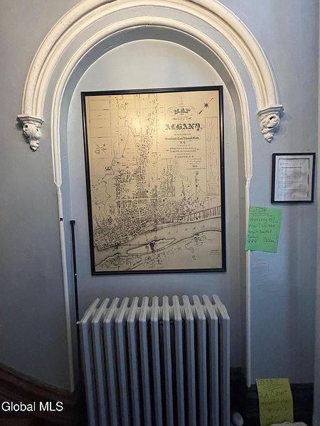 5th image of 324 Hudson Avenue