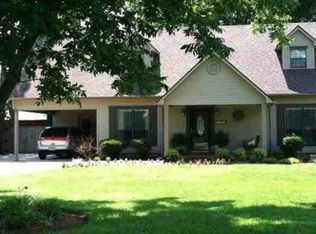 2107 Randall Rd, Dyersburg, TN 38024