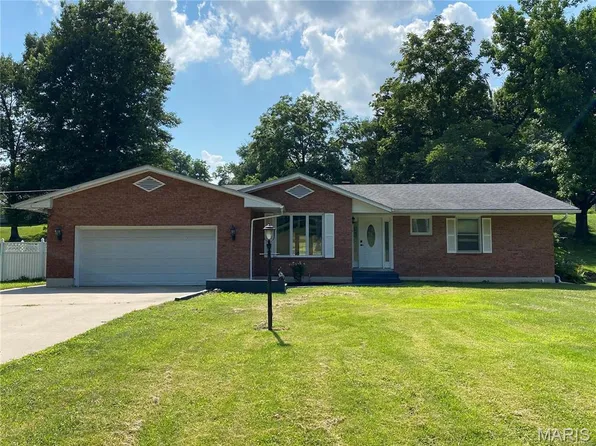 1105 Central Ave, Hannibal, MO 63401