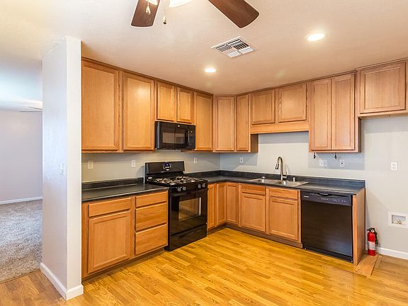 5th image of 1355 Aspen Dr