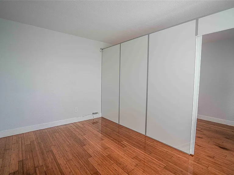 7325 Carlyle Ave #10 — Photo 8