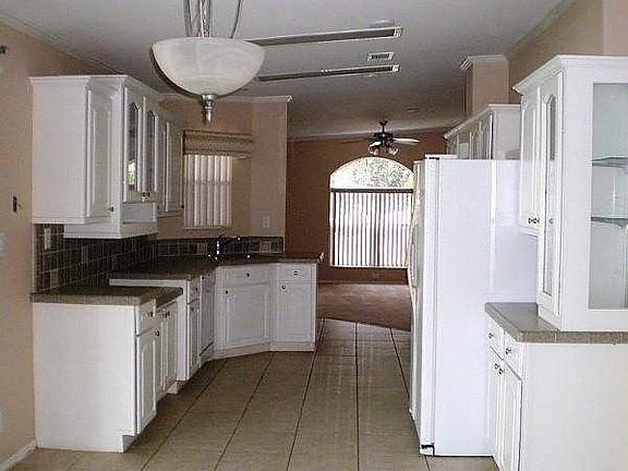 5th image of 2031 Crane Lakes Blvd