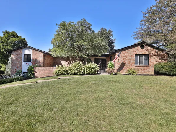 8039 Golfview Ct, Columbus, OH 43235