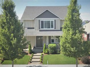 1700 Webb Lake Dr, Silverton, OR 97381