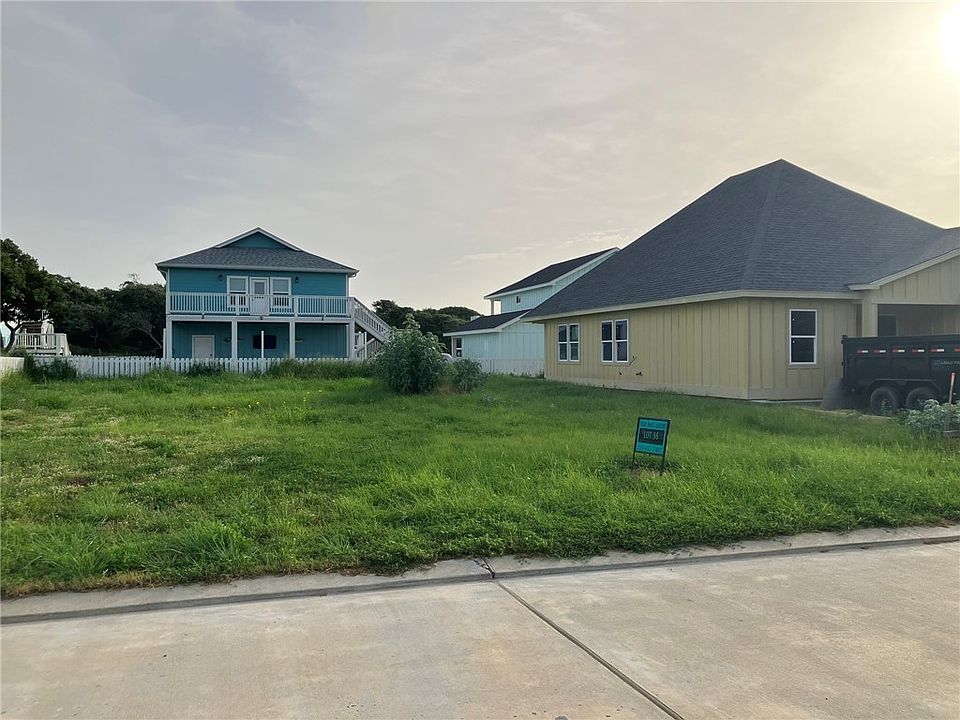 1st image of 140 Breezeway Dr