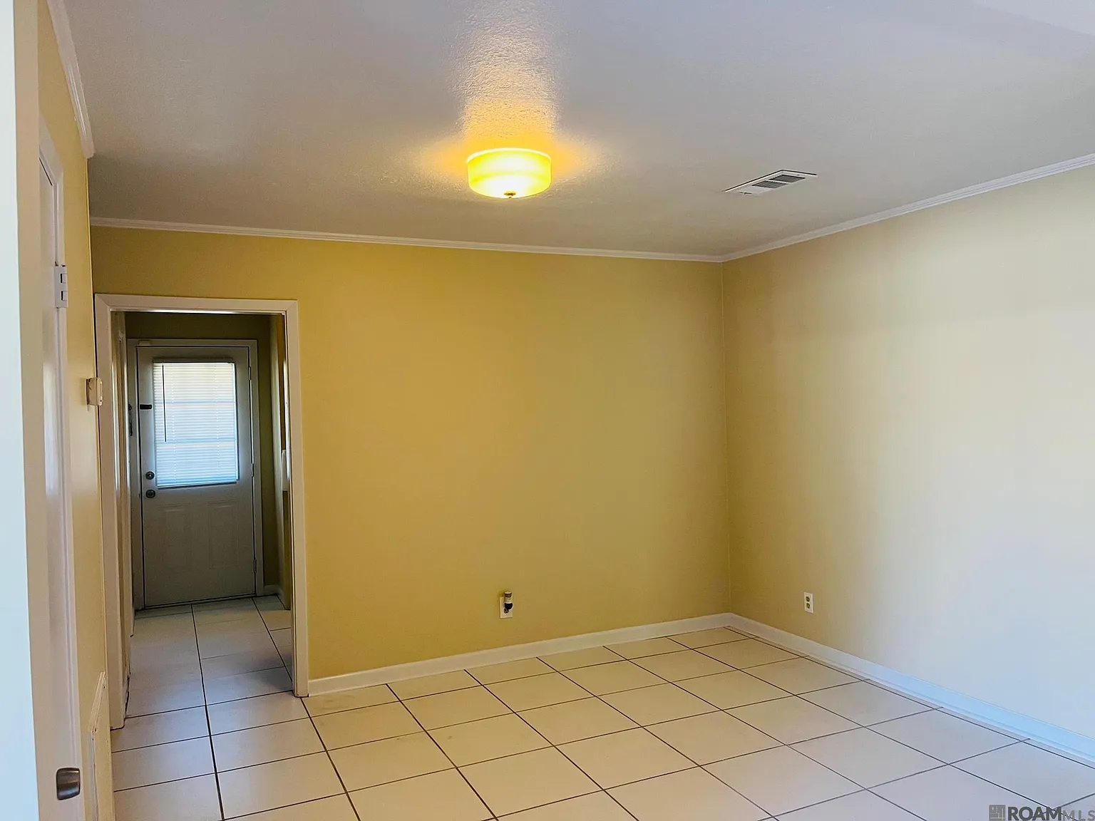 3 bed, 1193 sqft, $1,290 — Photo 4
