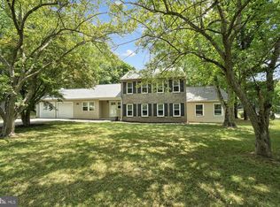 8208 Seneca View Dr, Gaithersburg, MD 20882