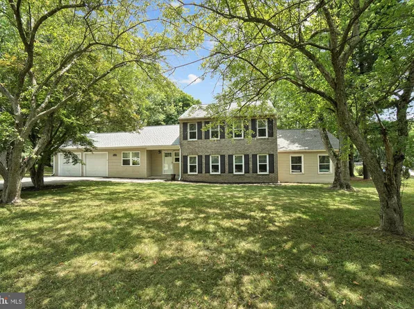 8208 Seneca View Dr, Gaithersburg, MD 20882