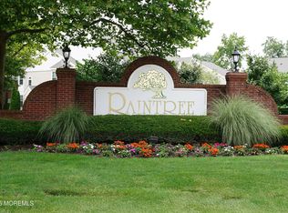 186 Snow Drop Pl, Freehold, NJ 07728